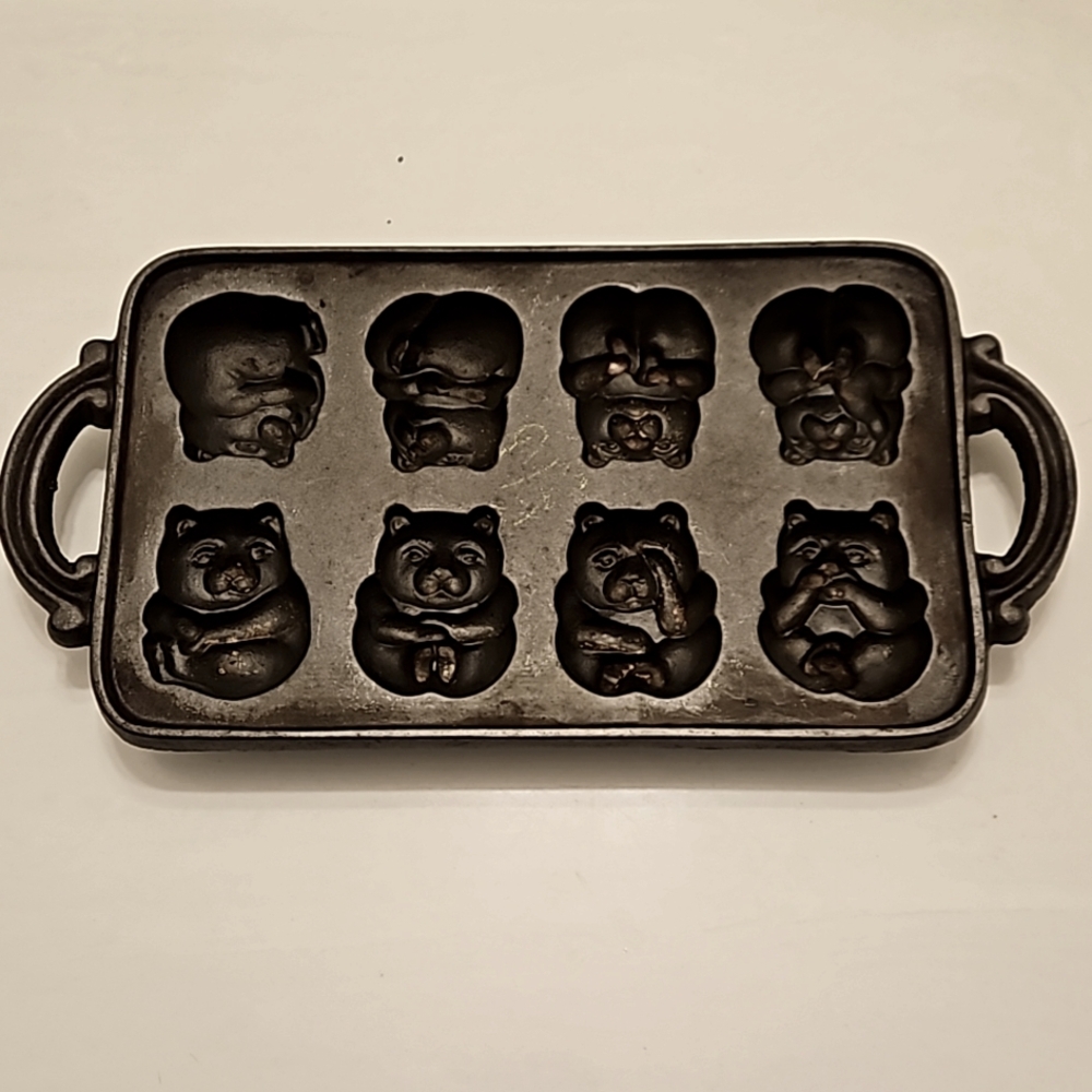 *Vintage 1984 John Wright Cast Iron Teddy Bear Cookie Corn Muffin Bake Mold Pan
